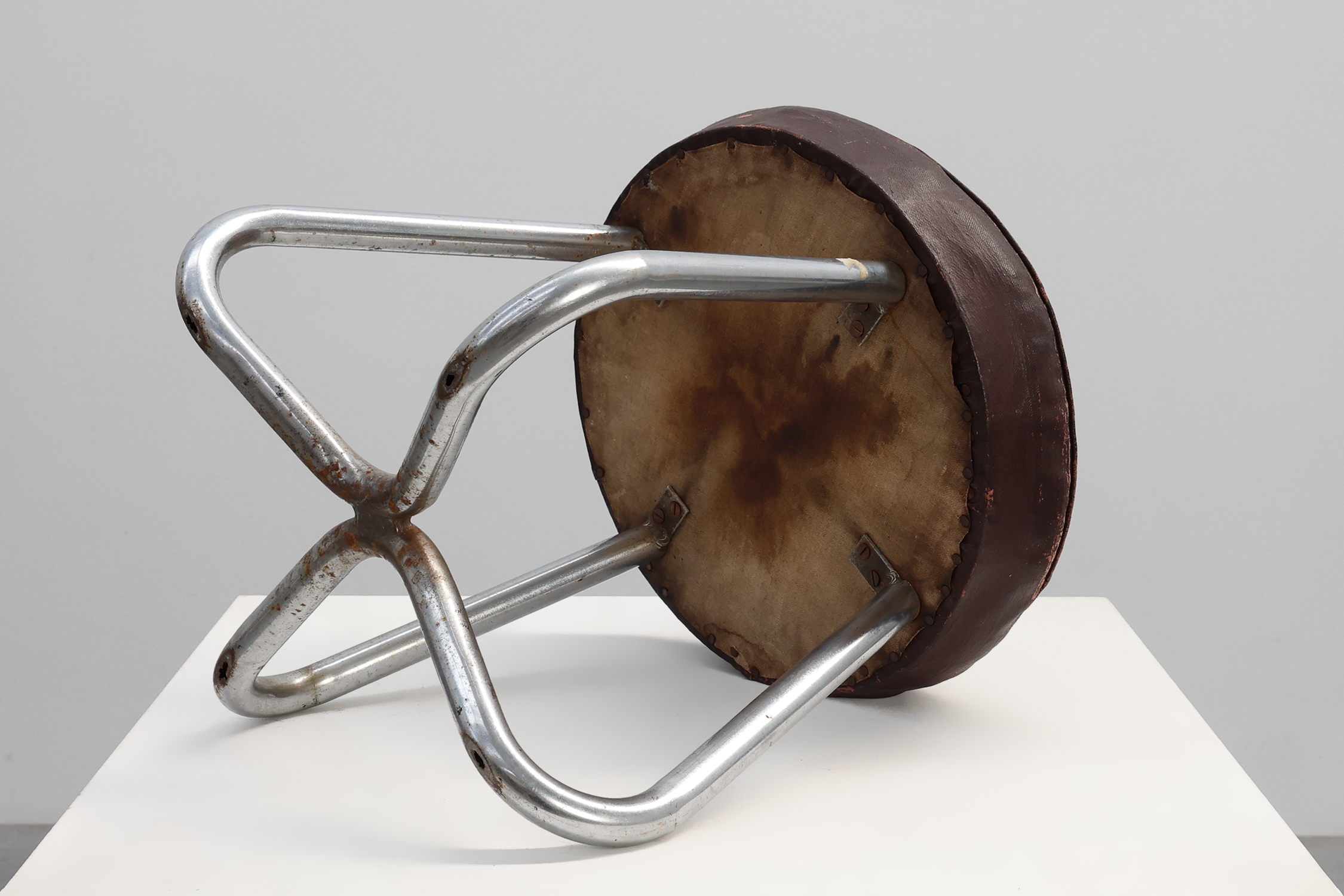 Bauhaus Modernist Stool with Chrome Tubular Frame and Leather Seat, Germany &ndash; 1920sthumbnail